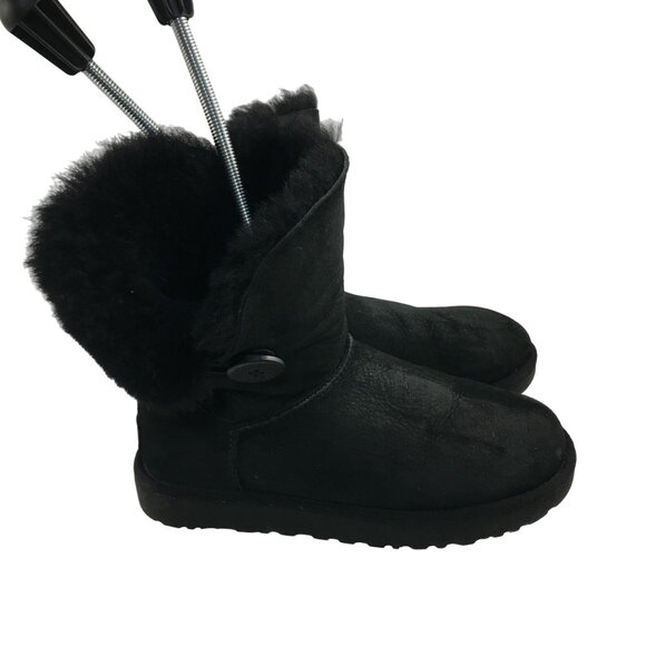 UGG BAILEY BUTTON II BLACK SUEDE SHEEPSKIN WINTER BOOTS 1016226 WOMENS SIZE 8 - Picture 2 of 7
